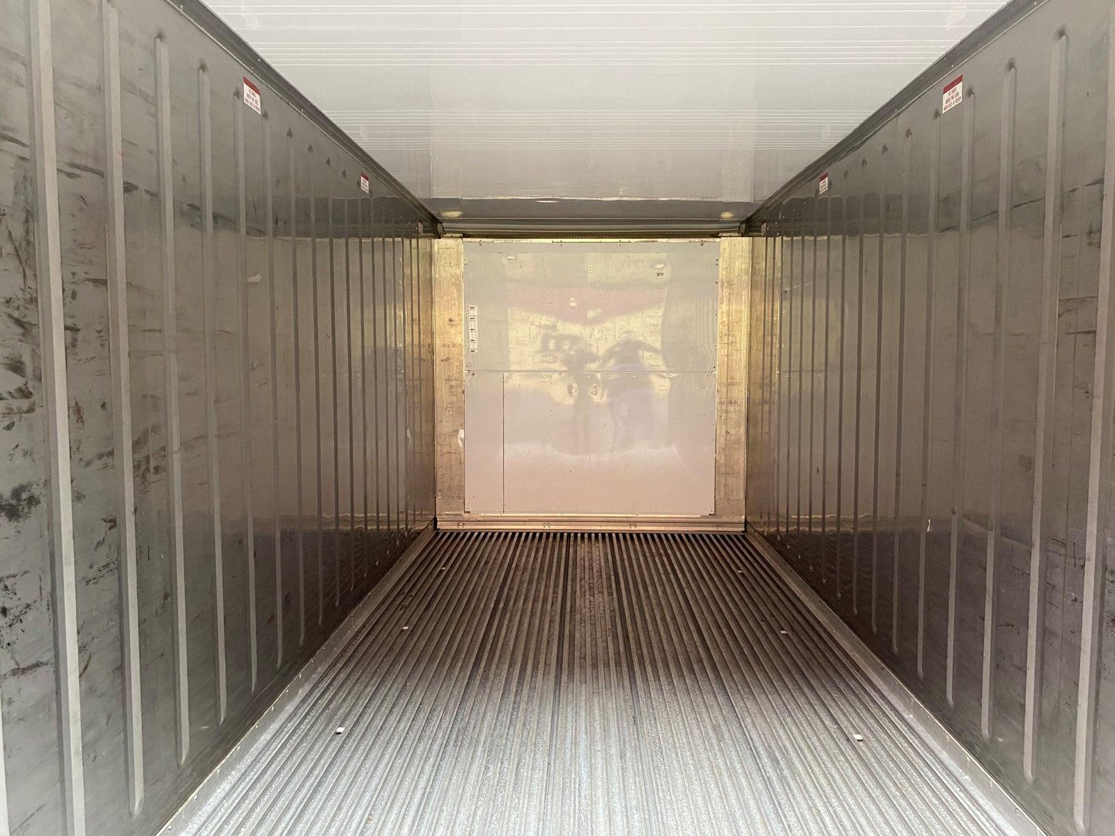 20ft Used Reefer Containers - Image 4