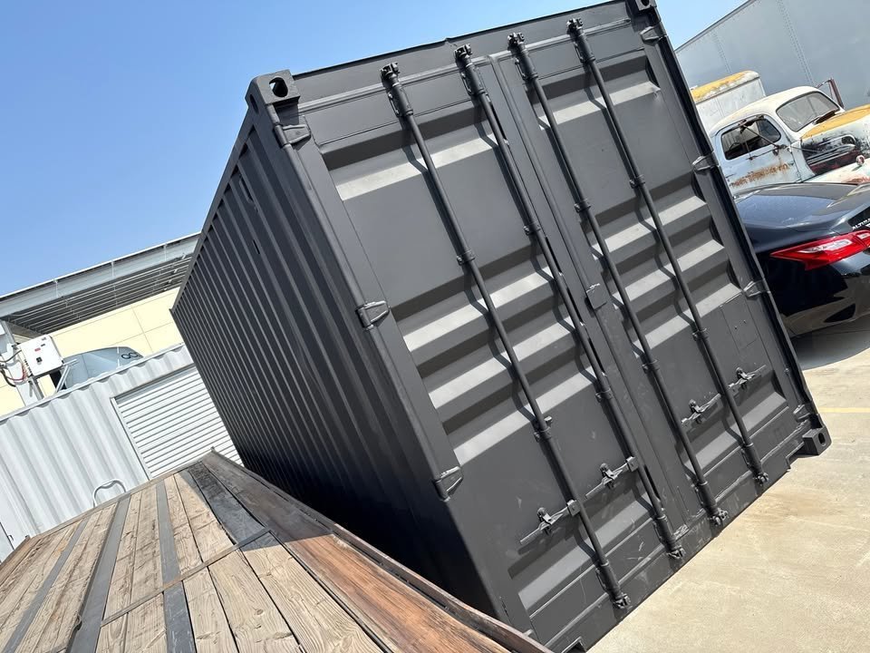 20ft Shipping Container – Matte Black w/ 12’ Side Roll-Up Door - Image 2