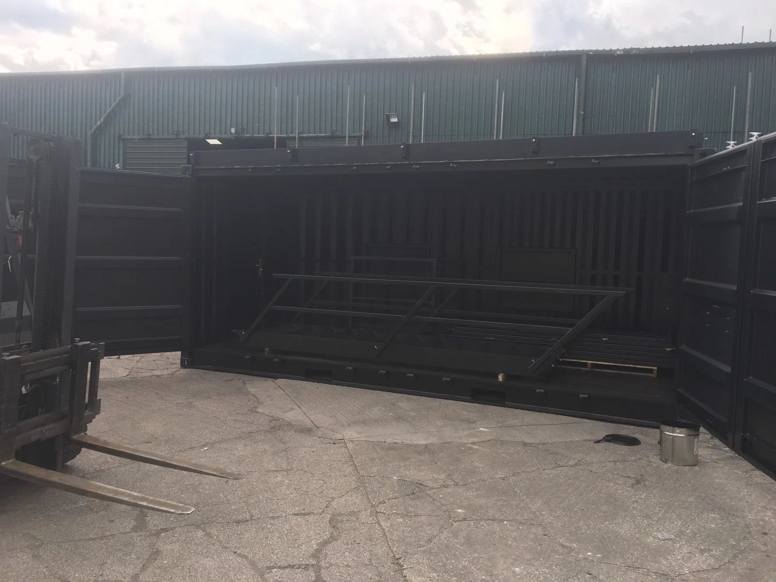 20ft Side Door One Trip Shipping Container/conversion/bar - Image 2