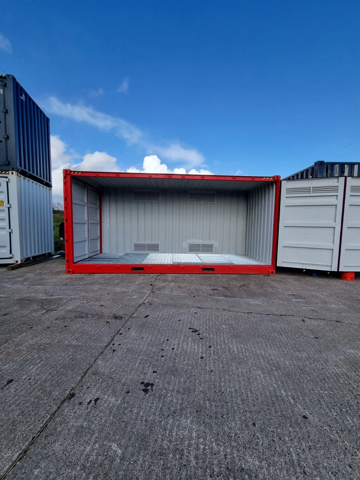 20ft Hazardous Goods Bunded Container - Image 3