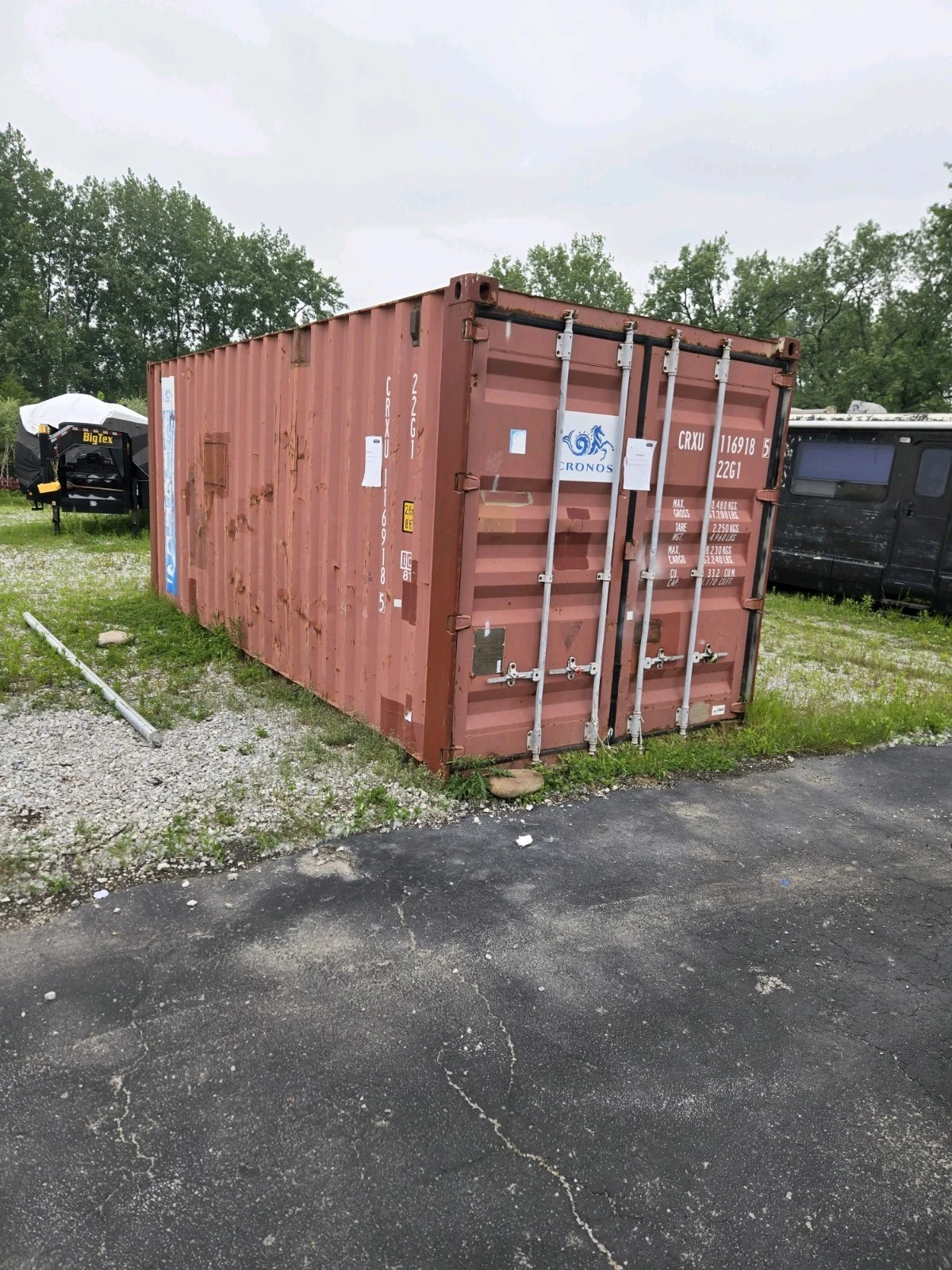 Durable and Affordable 20' Storage Containers / Storage Pods