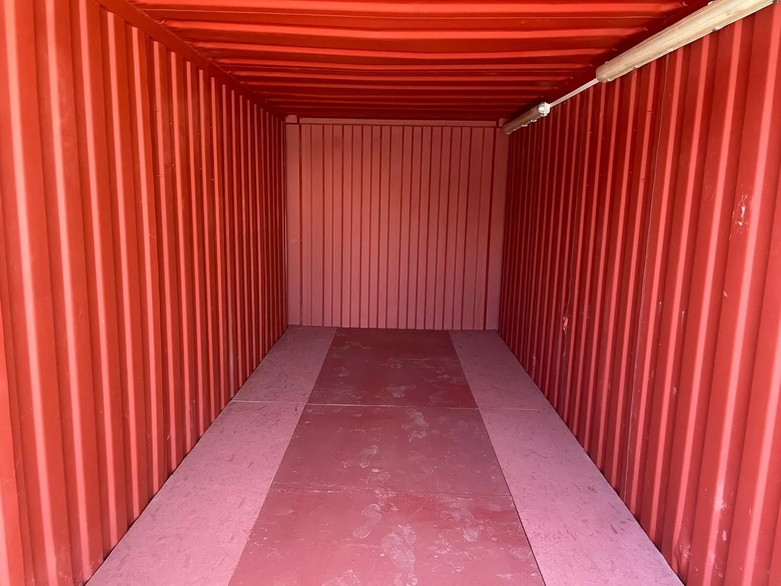 20ft x 8ft Anti-Vandal storage container - Nationwide Delivery - Ex Salford - Image 4