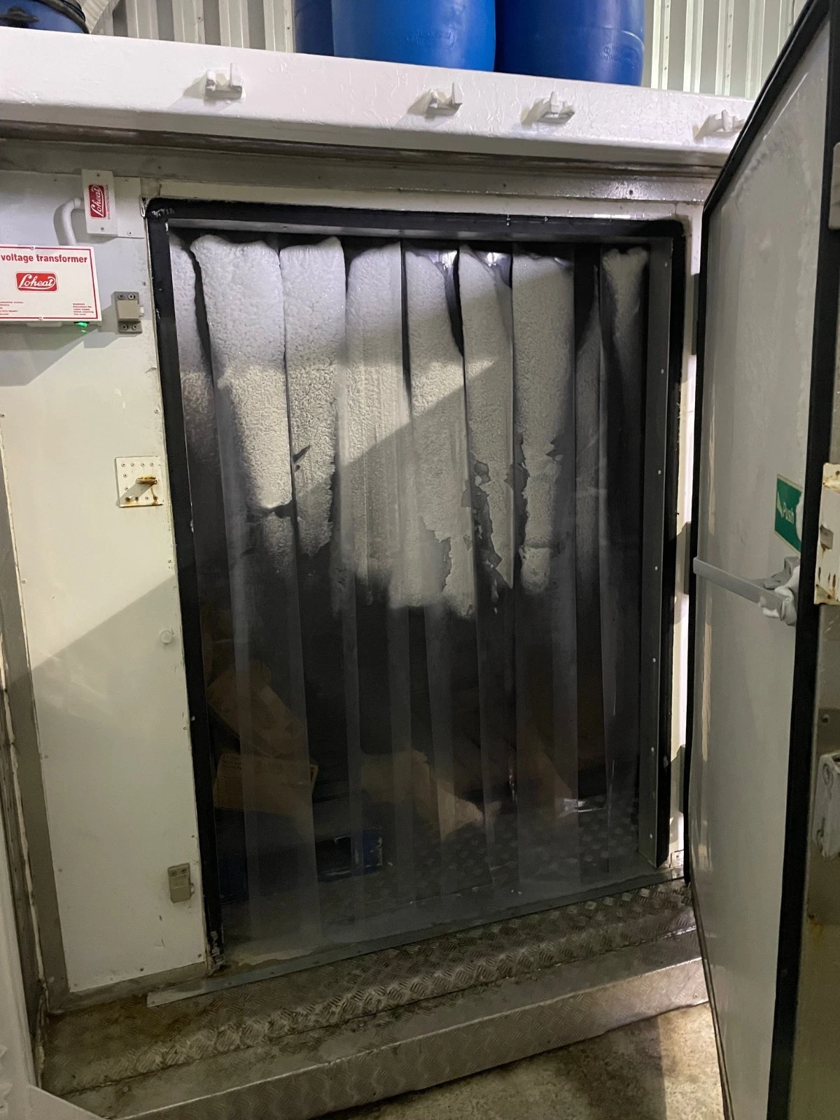 Govi 10ft Refrigerated Container (Fridge & Freezer) - Image 3