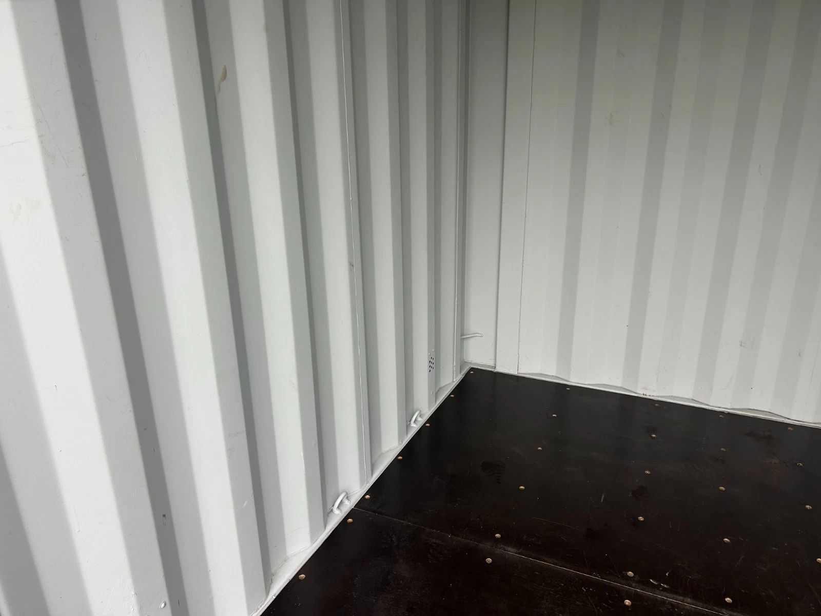 10ft x 8ft New Shipping Containers For Sale Nationwide Delivery - Image 4
