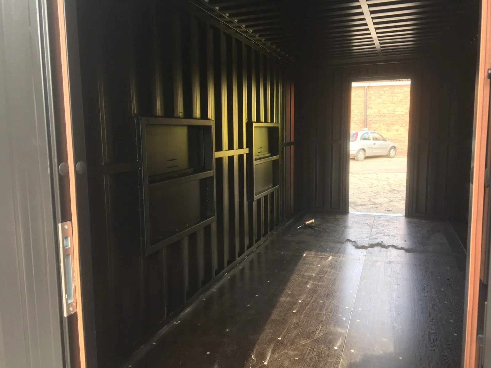 20ft Side Door One Trip Shipping Container/conversion/bar - Image 8
