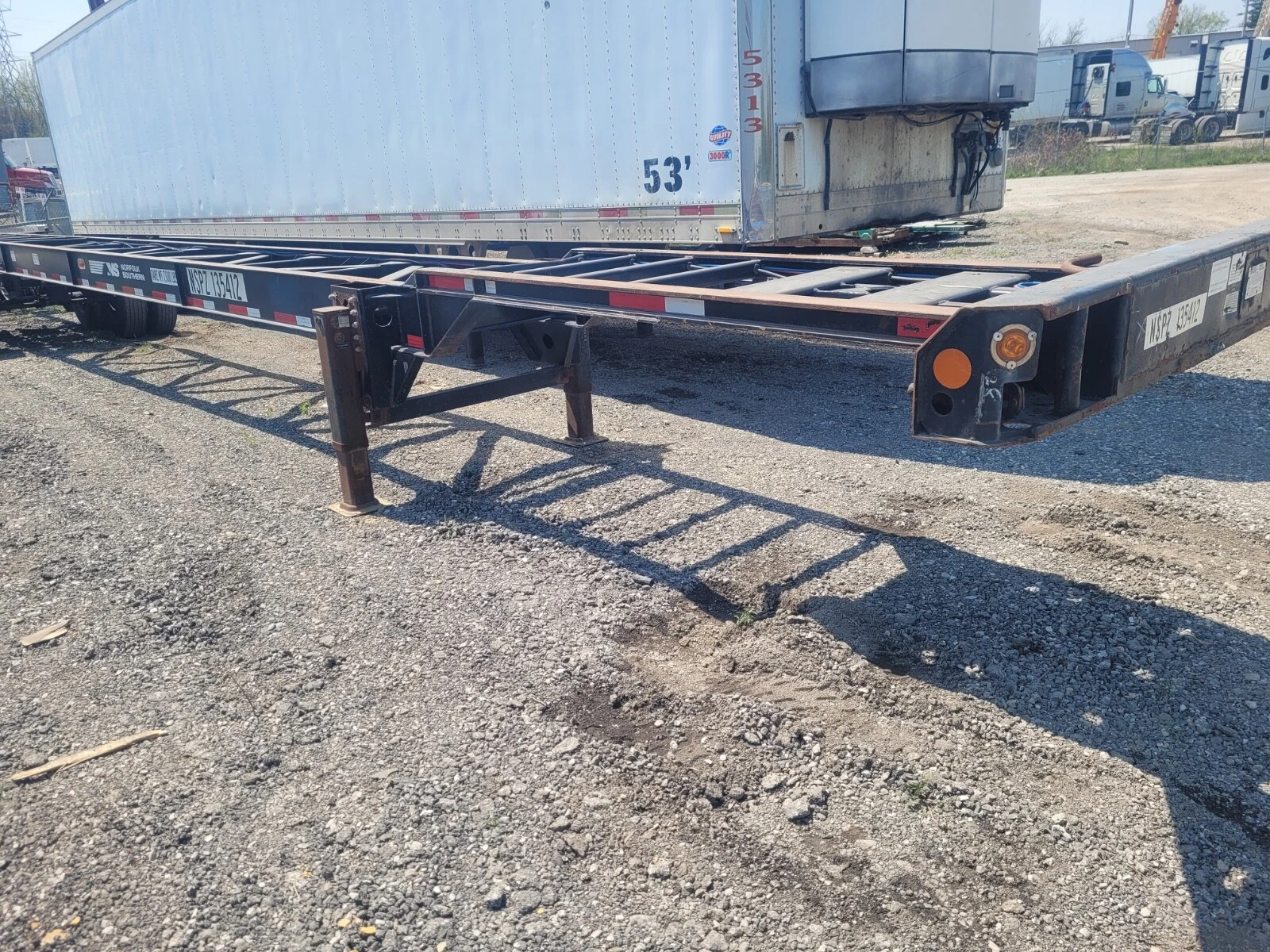 53ft Hyundai Shipping Container Chassis – 2011 - Image 4