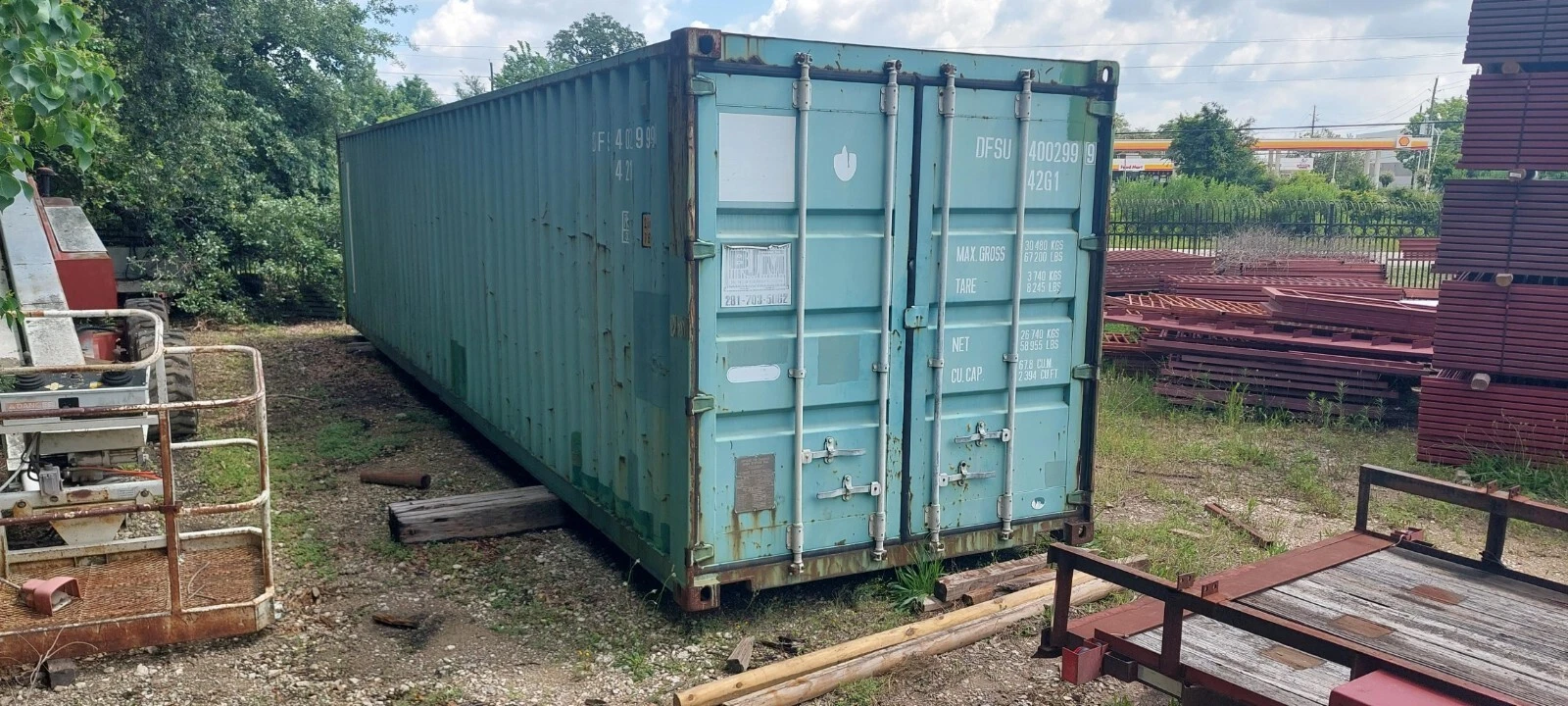 Watertight 40ft Shipping Container - Extra Space for Storage.