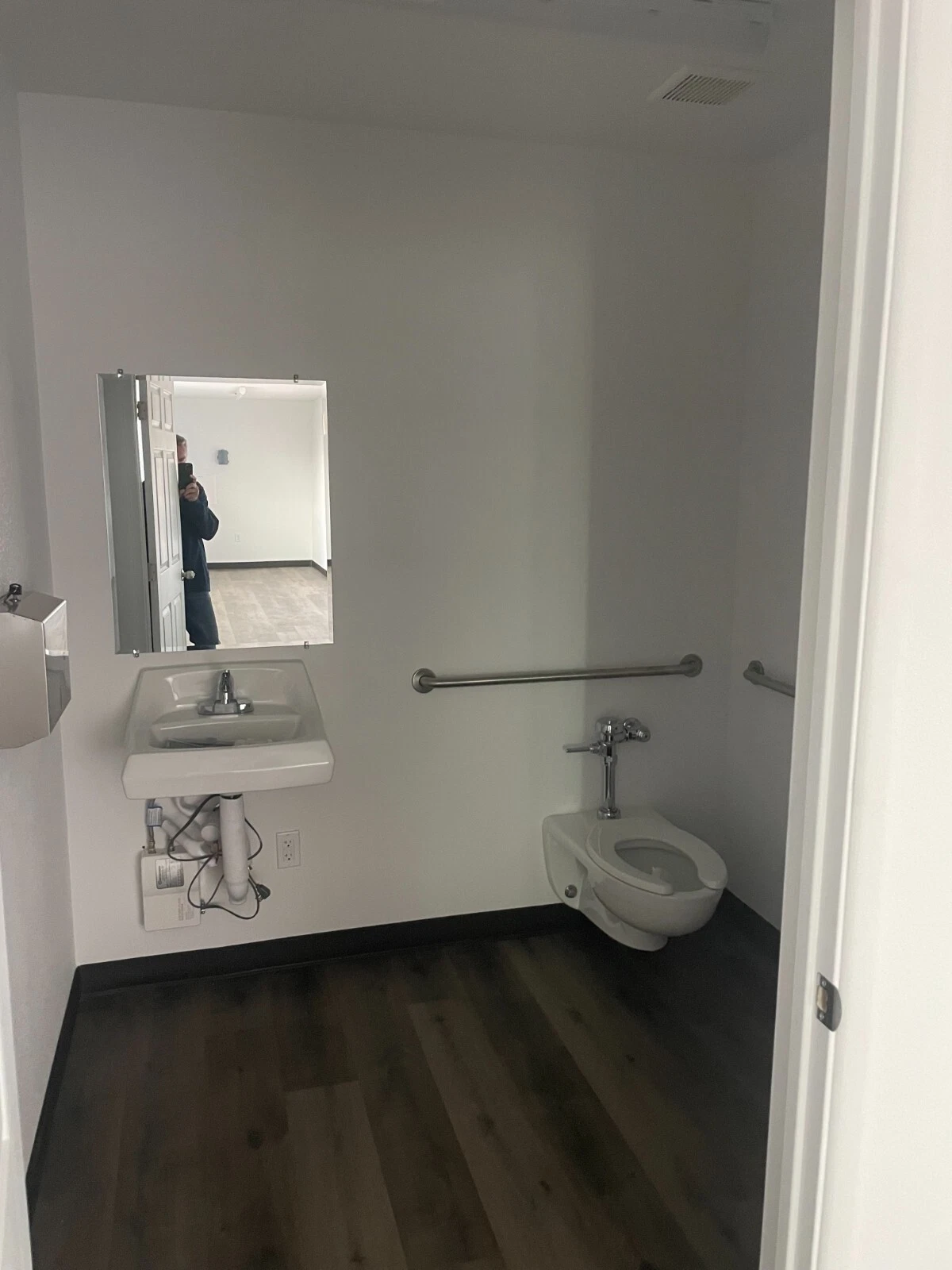 40ft Shipping Container Office - Image 3