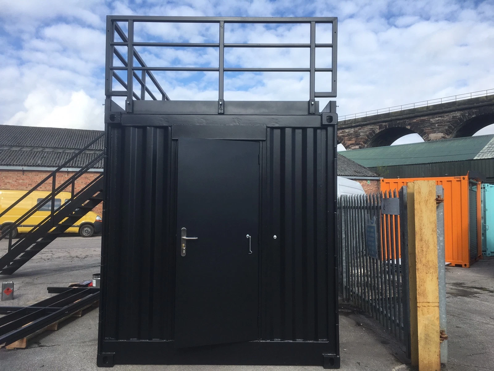 20ft Side Door One Trip Shipping Container/conversion/bar - Image 5