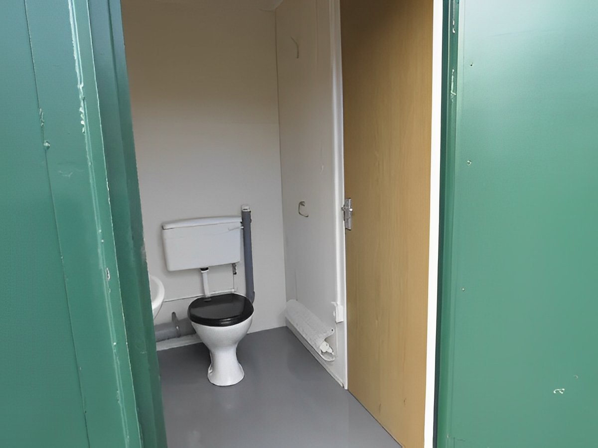 2+1 Steel Toilet Cabin 12Ft x 9Ft - Image 6
